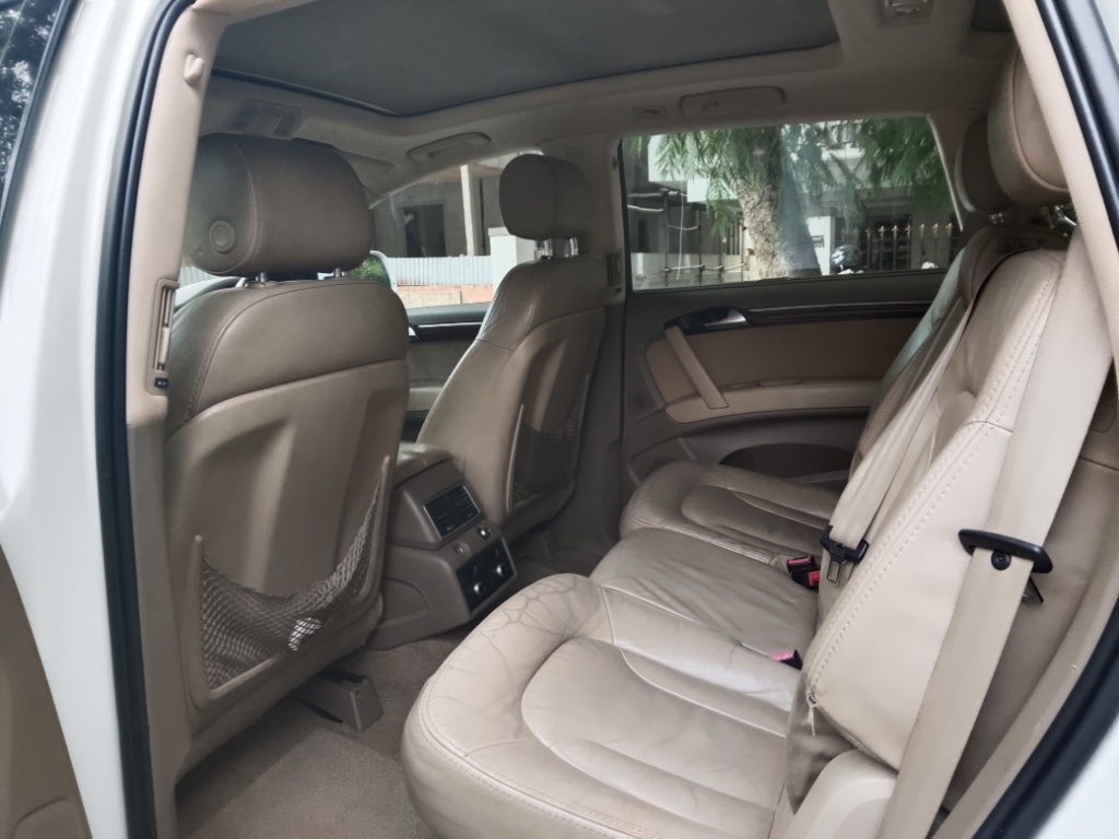 Audi Q7 - Image 6
