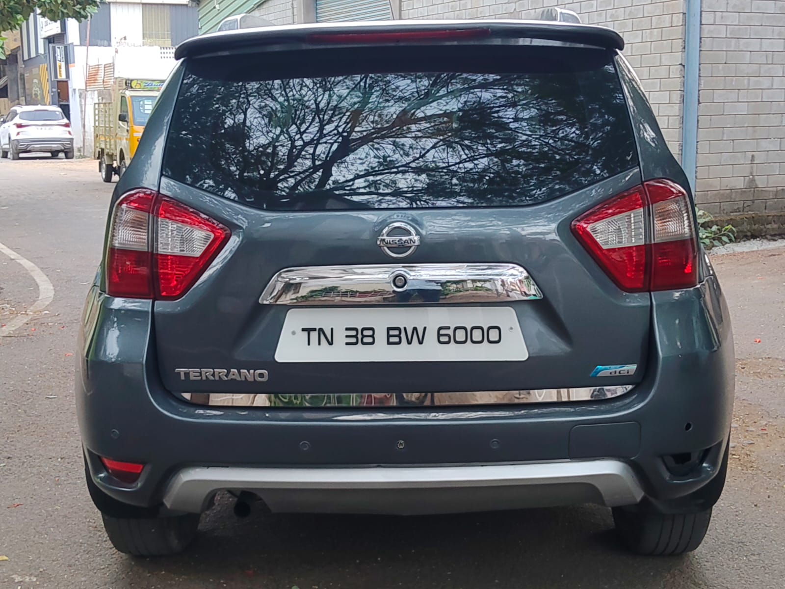 Nissan Terrano - Image 5
