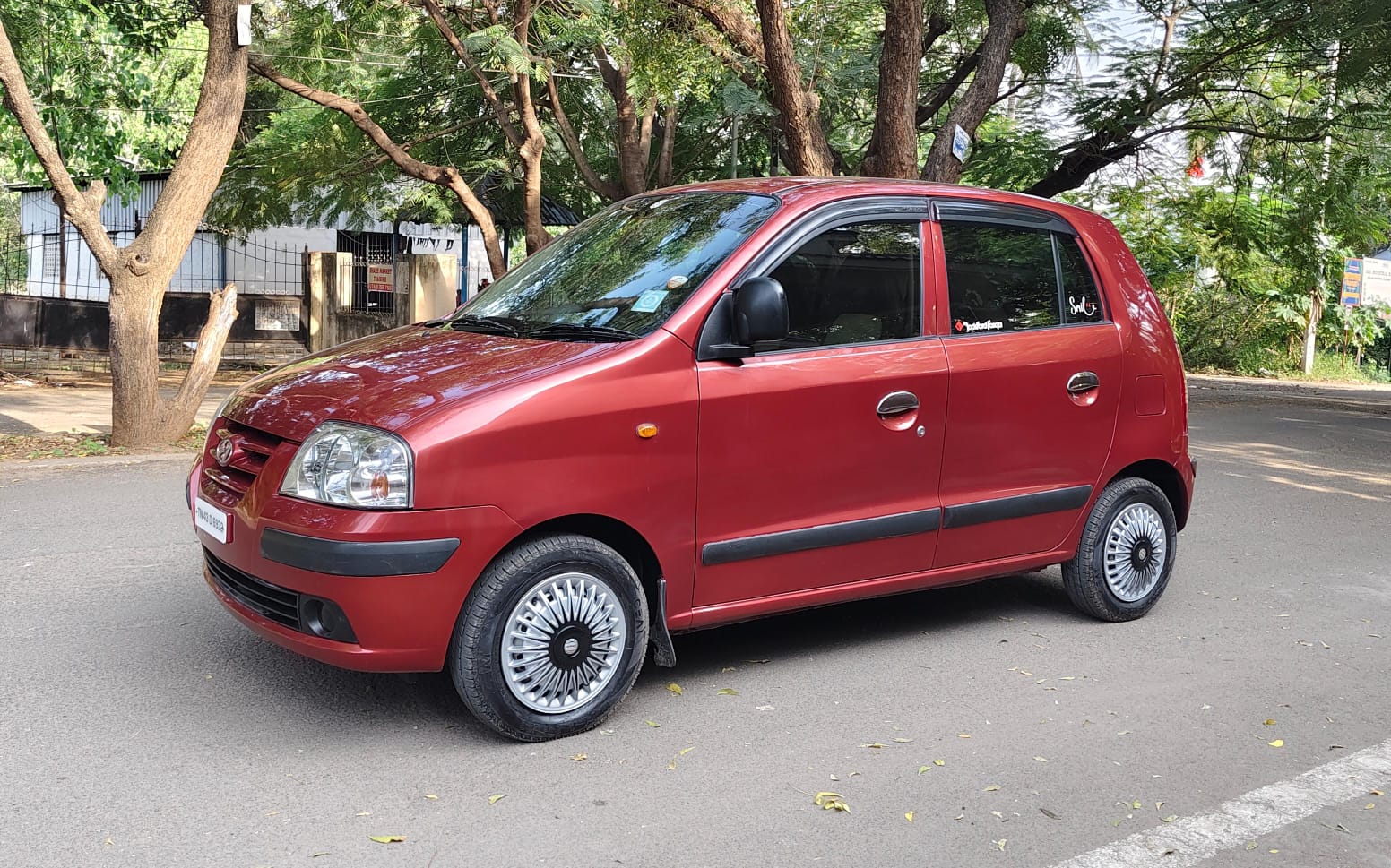 Hyundai Santro Xing - Image 5