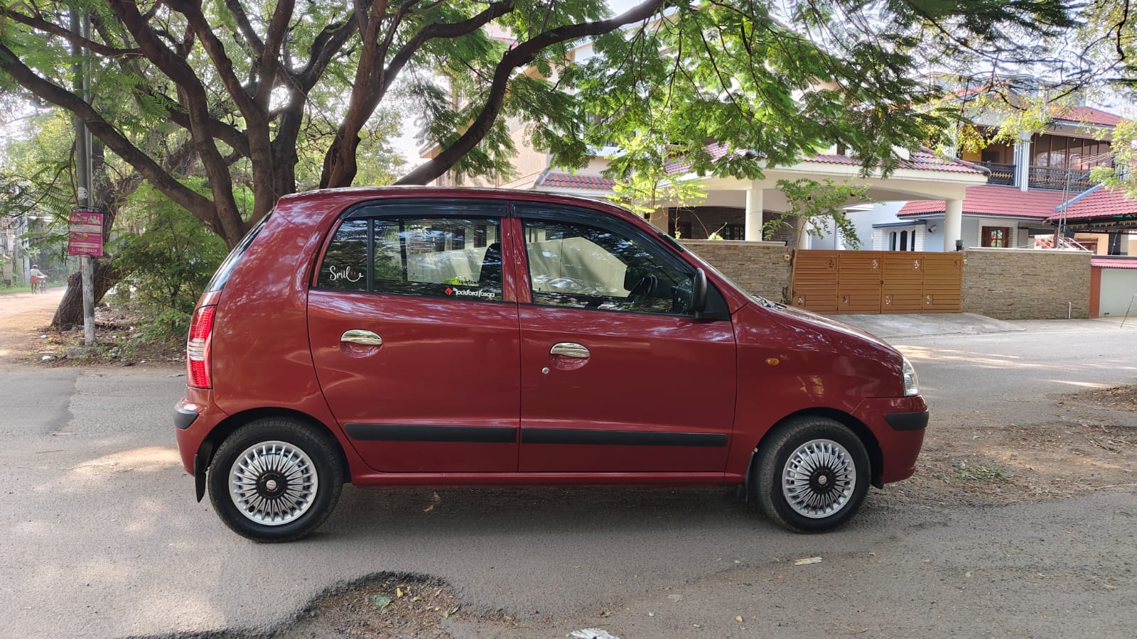 Hyundai Santro Xing - Image 2