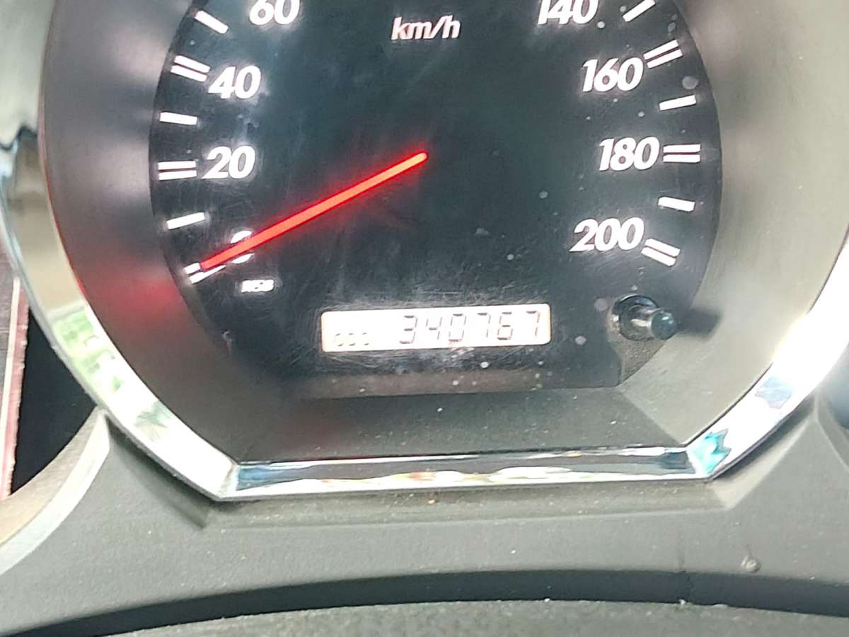 Toyota Fortuner - Image 14