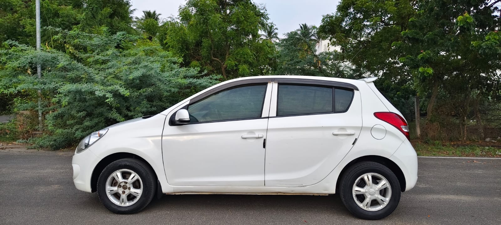 Hyundai i20 - Image 5