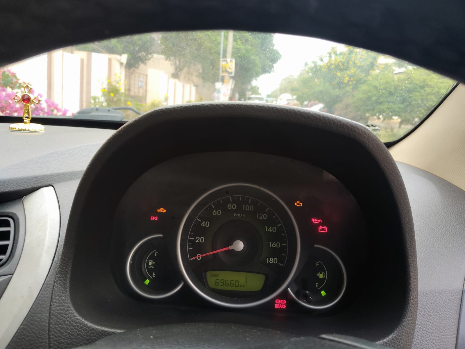 Hyundai Eon - Image 2