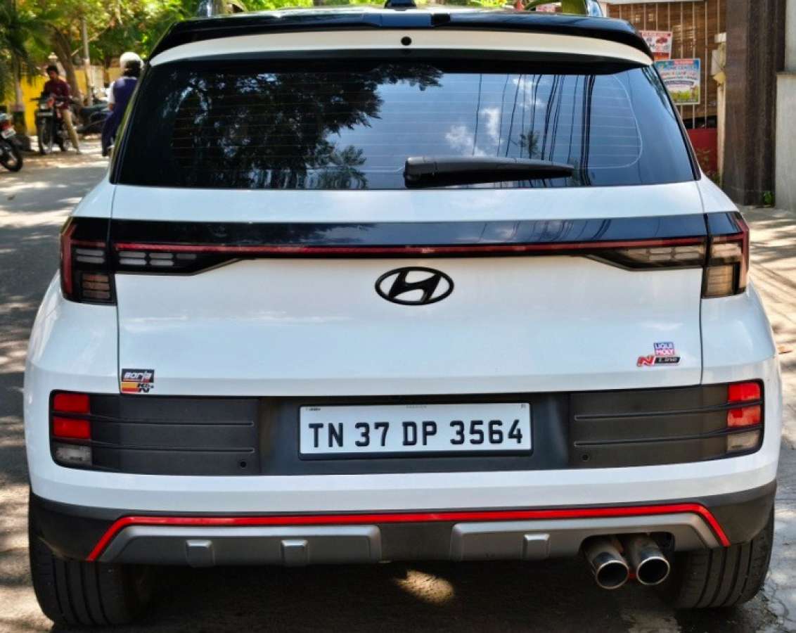 Hyundai Venue - Image 3