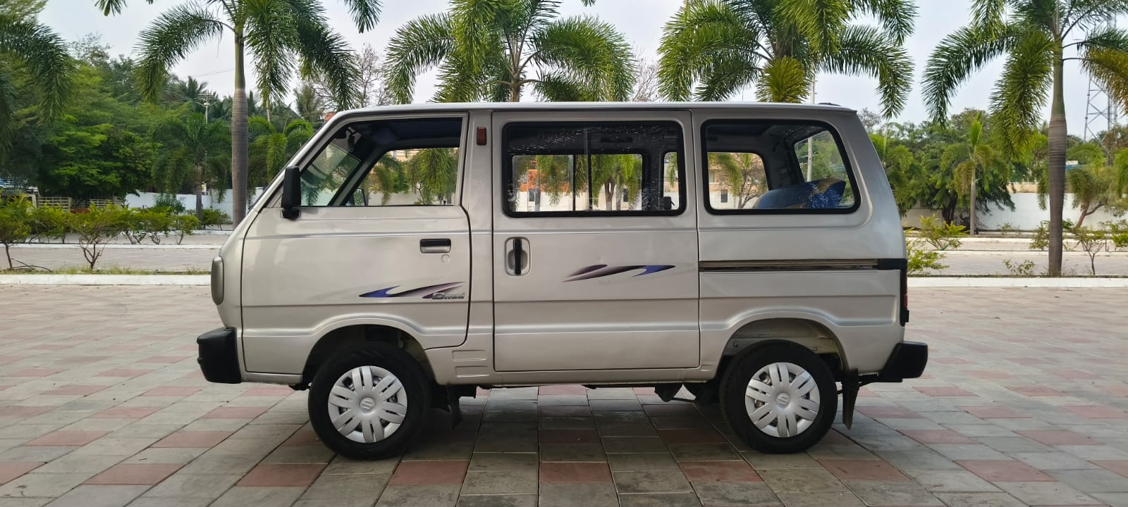 Maruti Suzuki Omni - Image 6