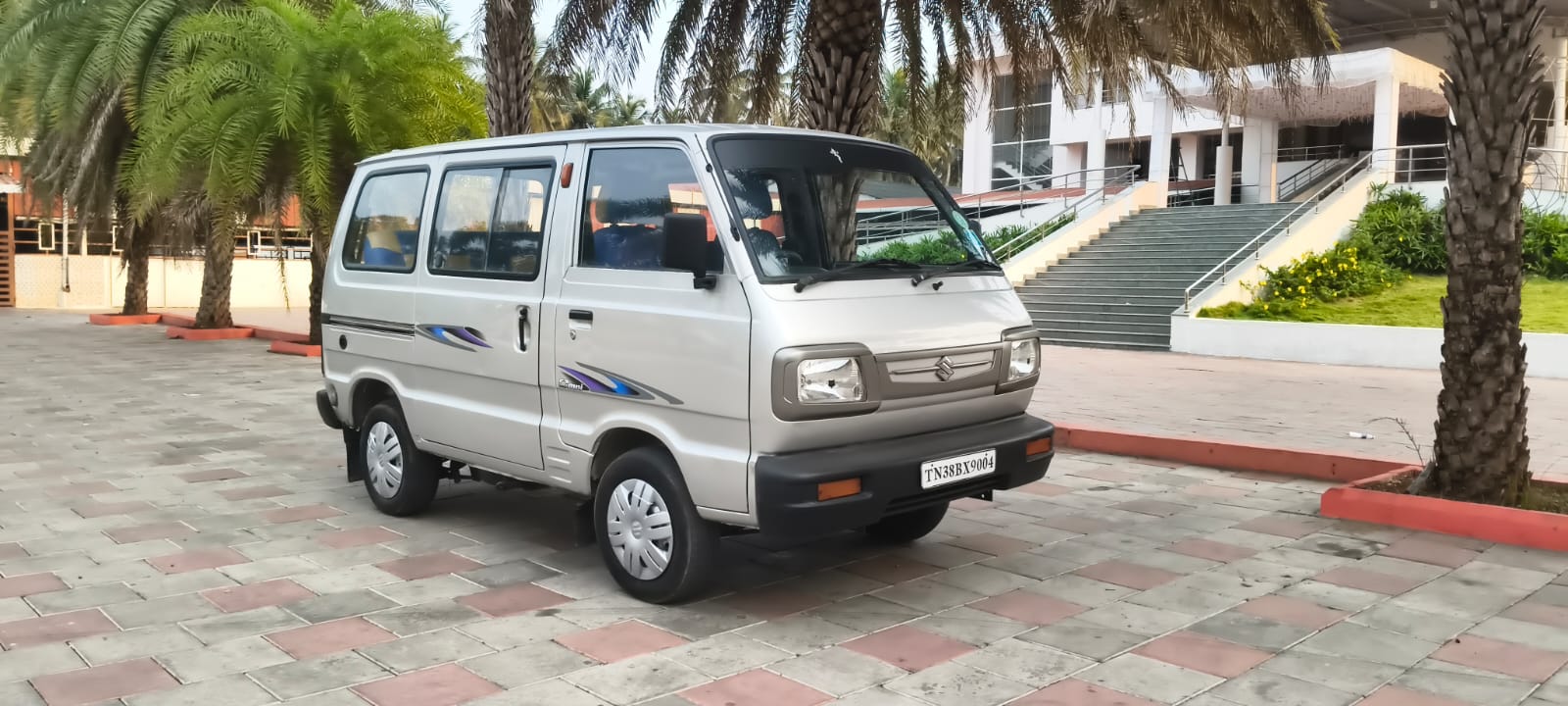 Maruti Suzuki Omni - Image 5