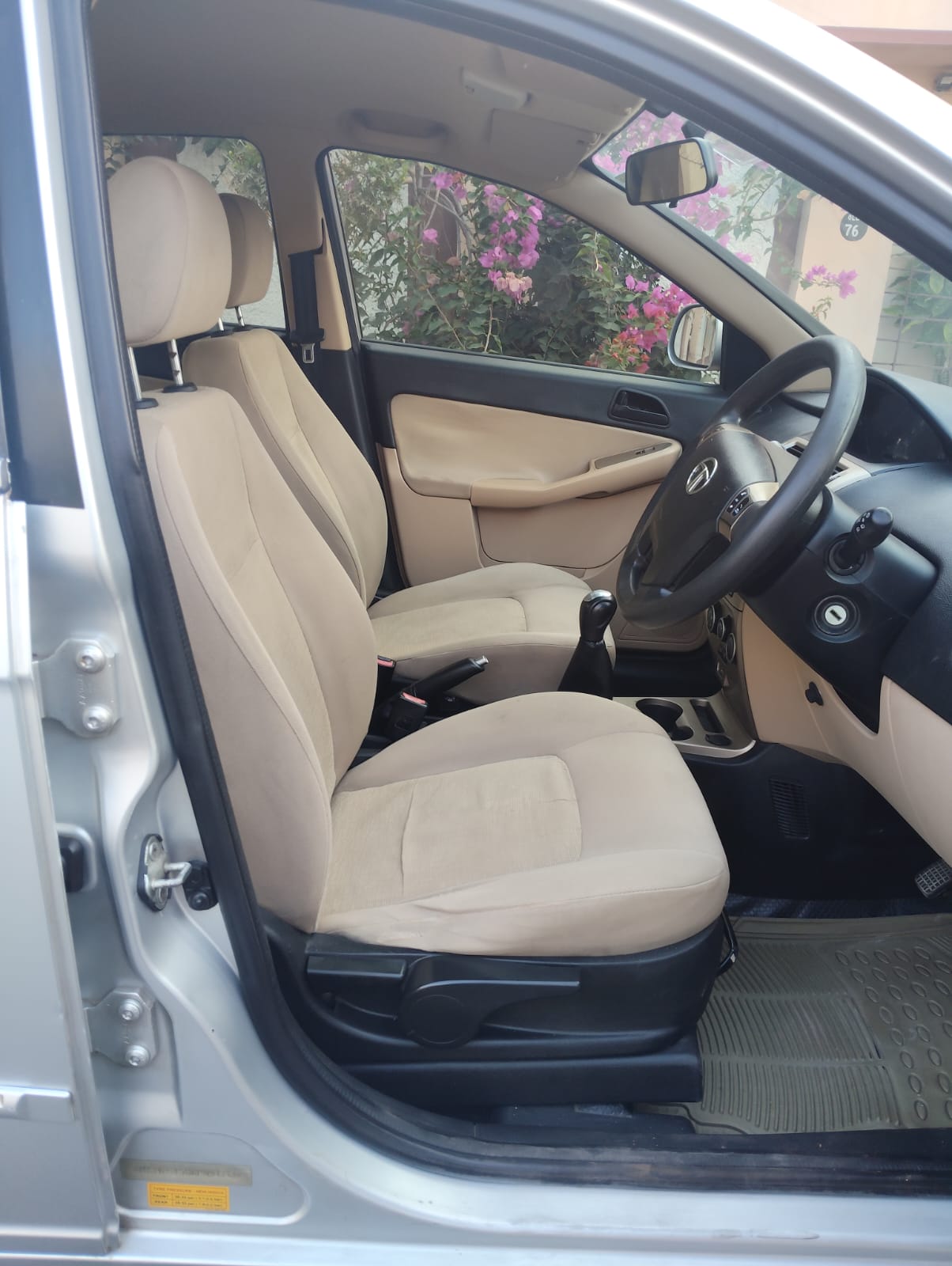 Tata Vista - Image 6