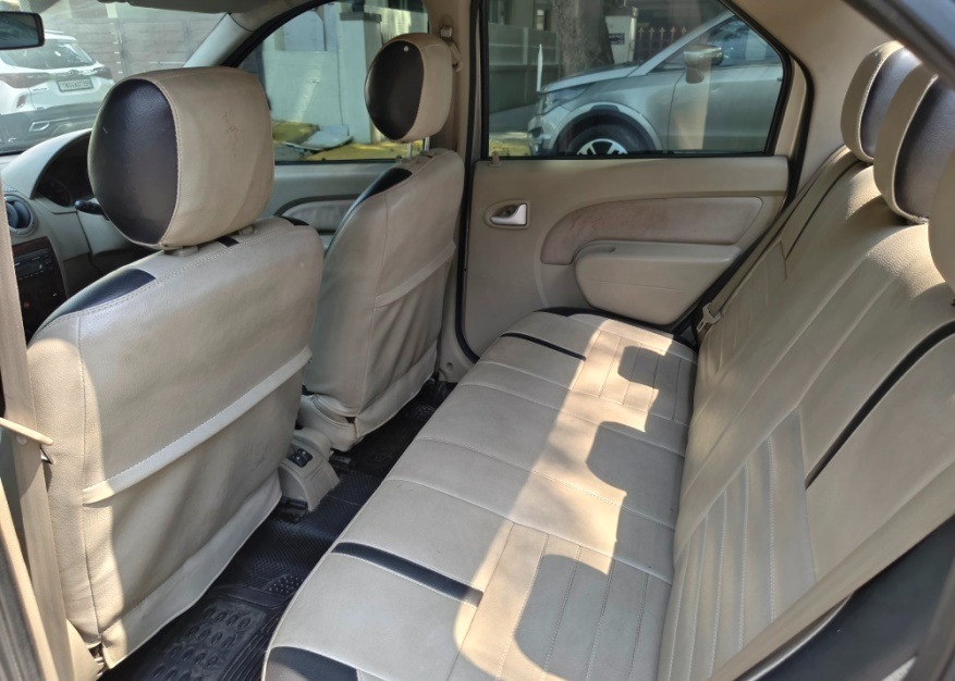 Mahindra Verito - Image 6