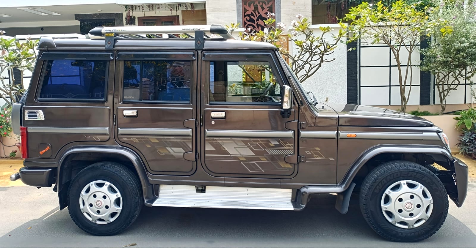 Mahindra Bolero - Image 3