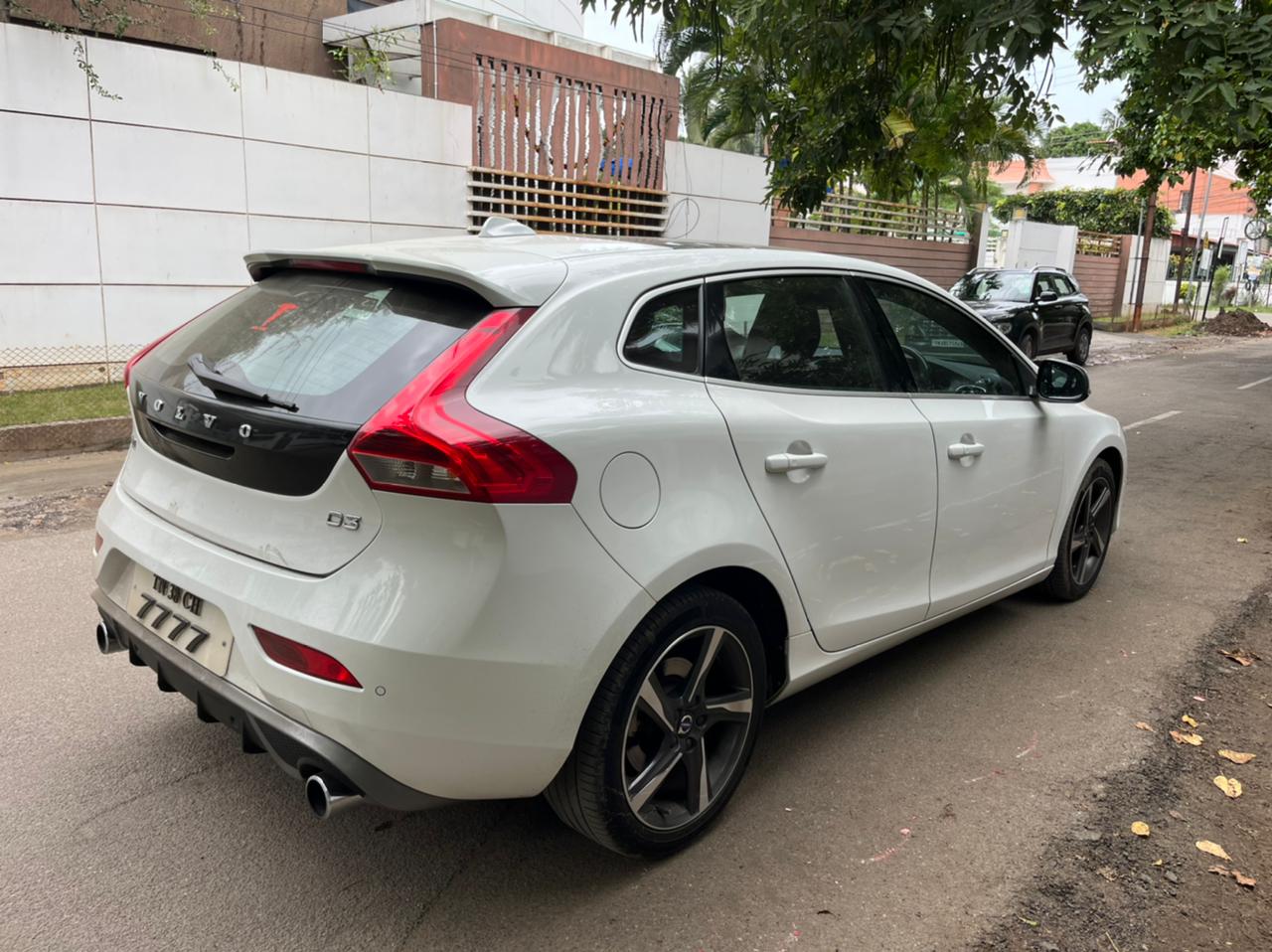Volvo V40 - Image 3