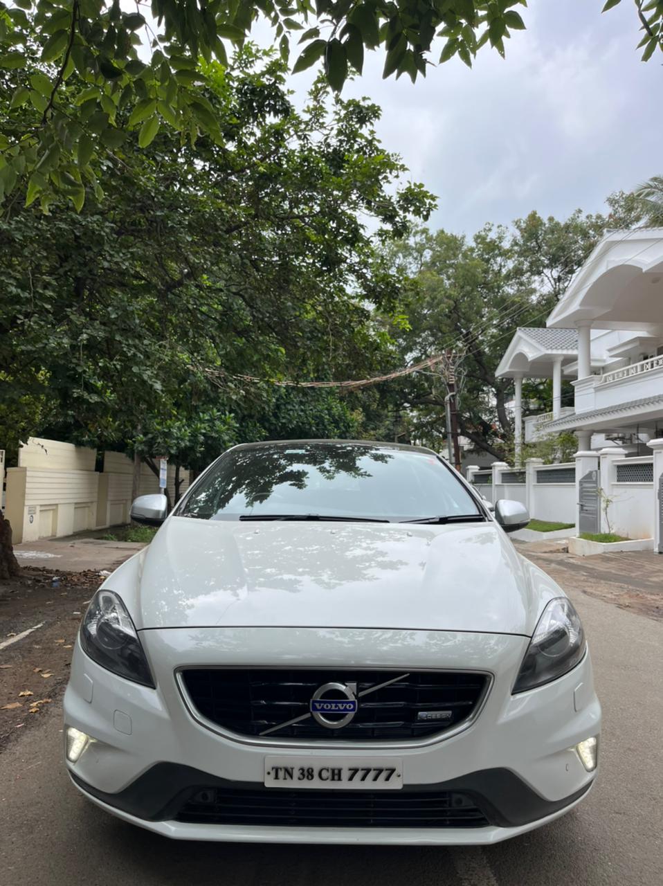 Volvo V40