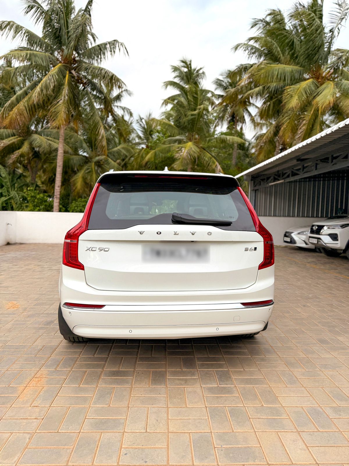 Volvo XC90 - Image 3