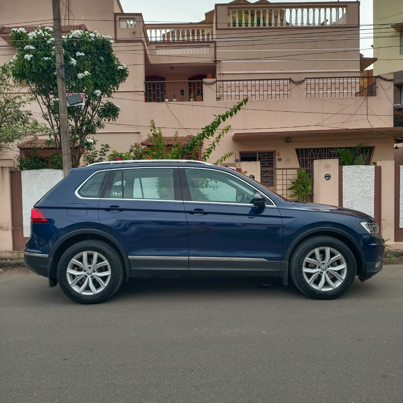 Volkswagen Tiguan - Image 5
