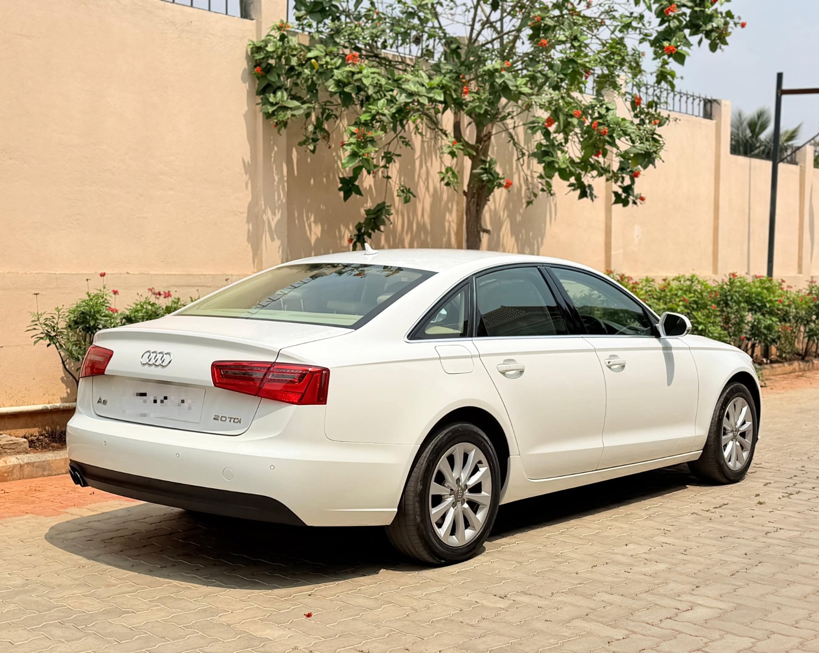 Audi A6 - Image 7