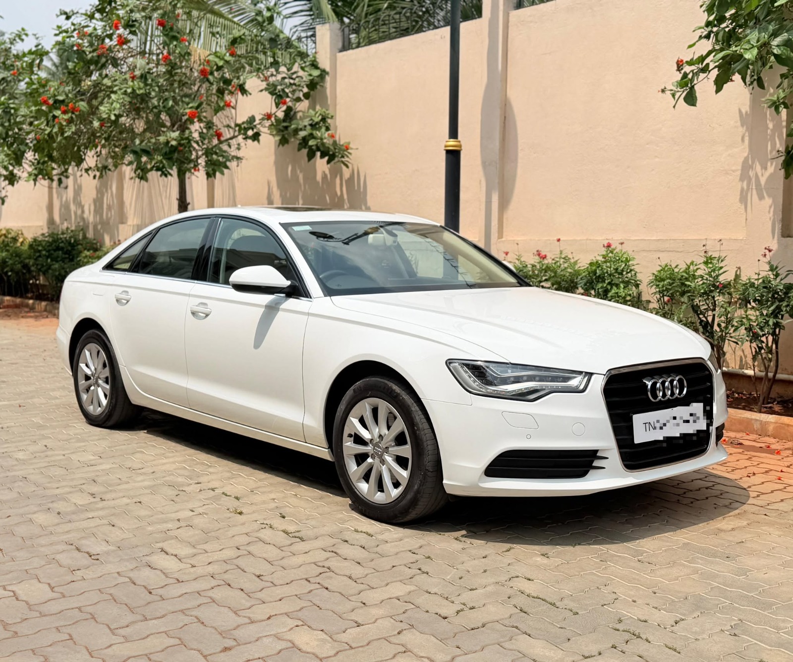 Audi A6 - Image 5