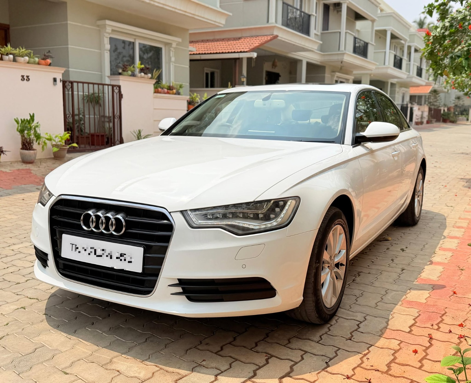 Audi A6 - Image 2