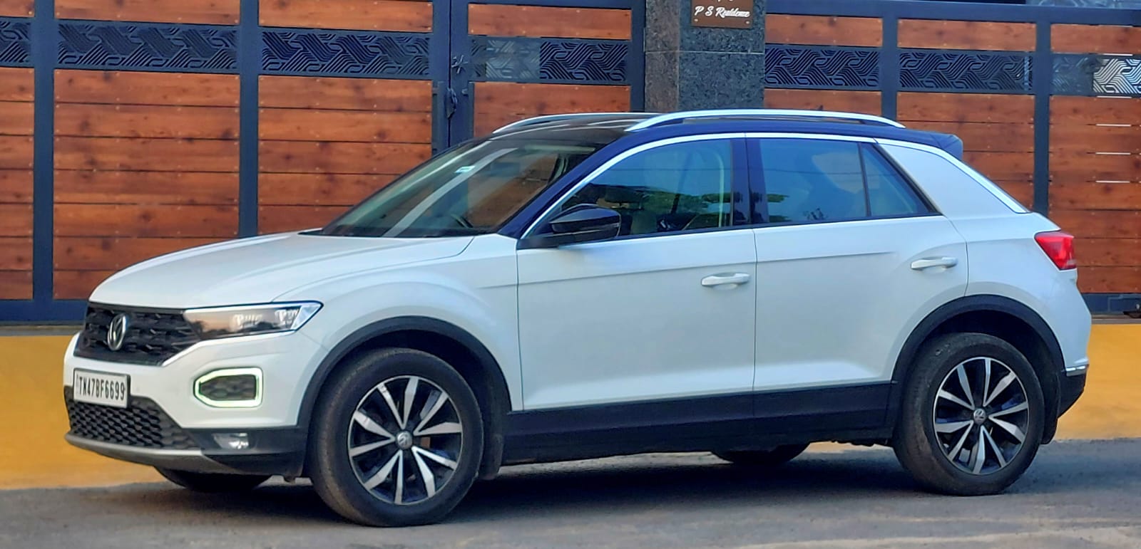 Volkswagen T-Roc - Image 8