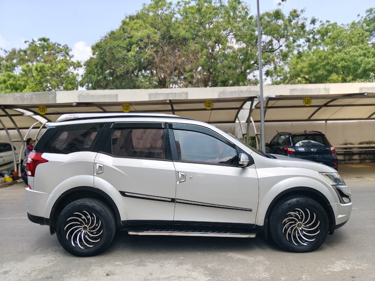 Mahindra XUV500