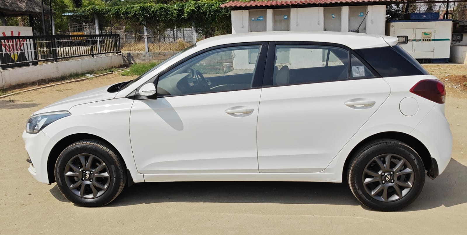 Hyundai i20 - Image 9
