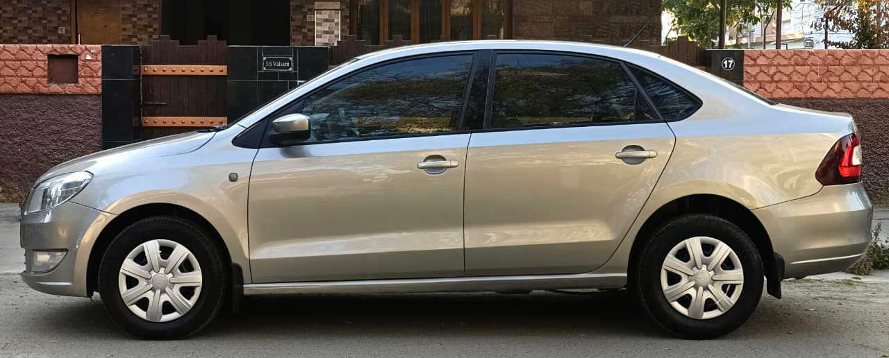 Skoda Rapid - Image 7