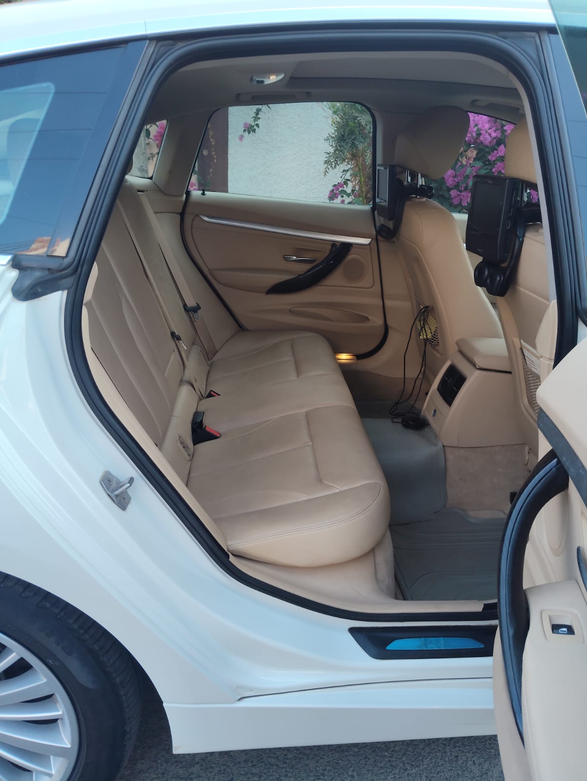 BMW 3 Series - Image 5