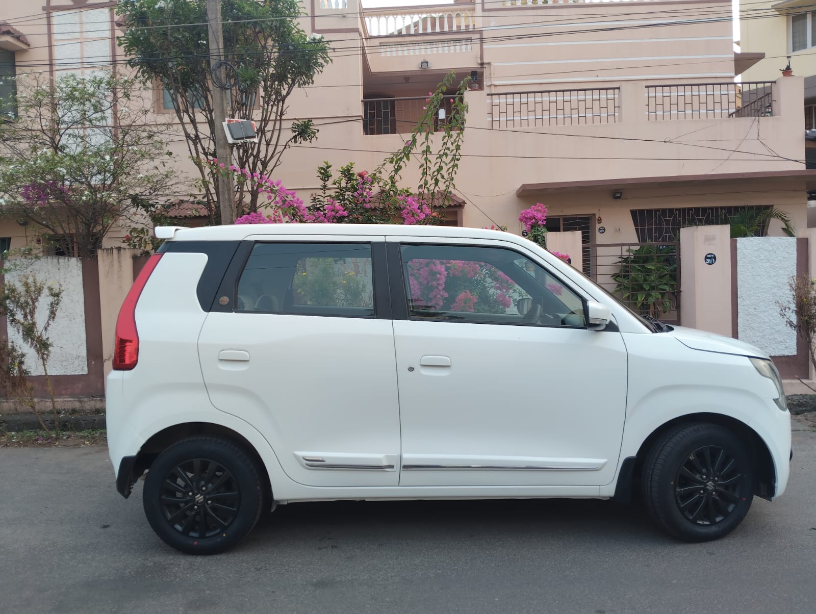 Maruti Suzuki Wagon R - Image 2