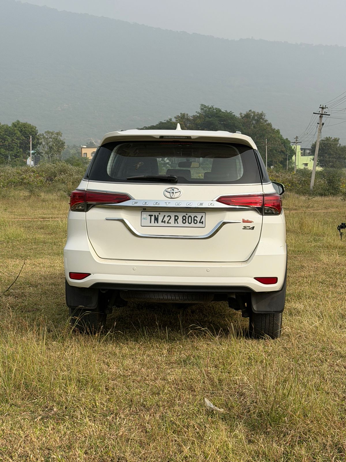 Toyota Fortuner - Image 4
