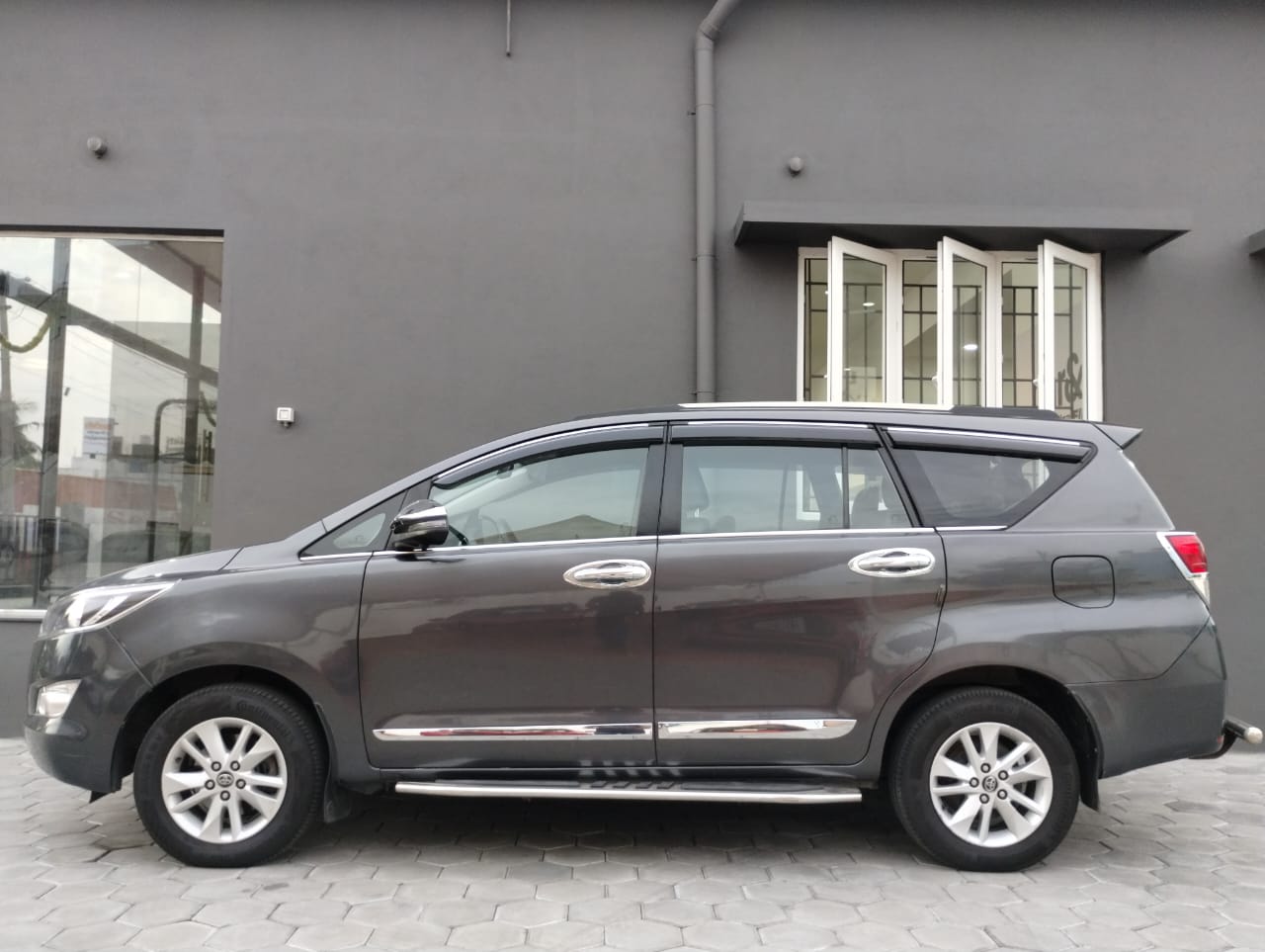 Toyota Innova Crysta - Image 10