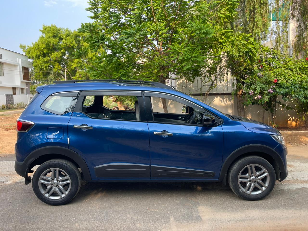 Renault Triber - Image 5