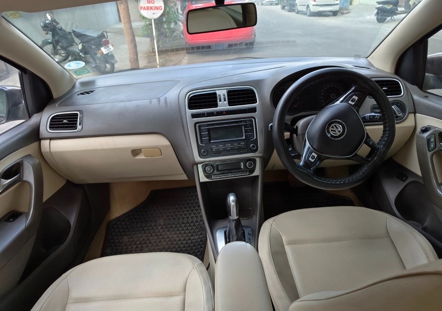 Volkswagen Vento - Image 7
