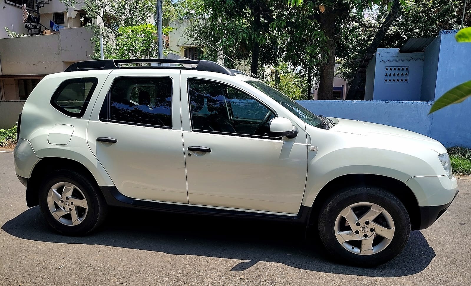 Renault Duster - Image 6