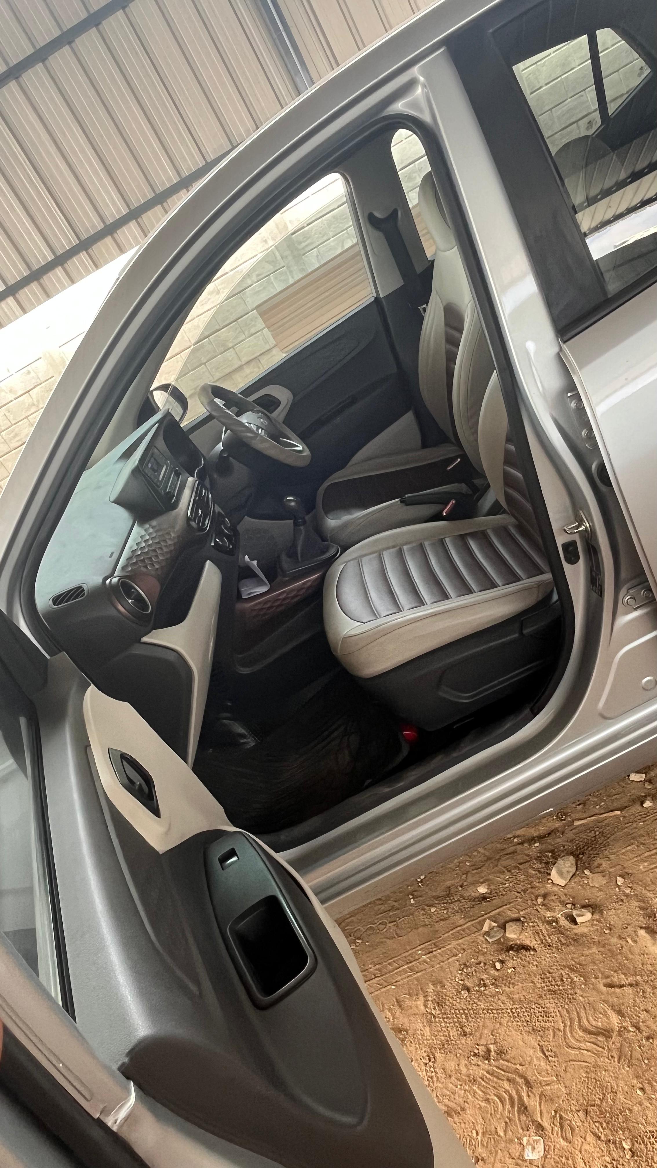 Hyundai Aura - Image 2
