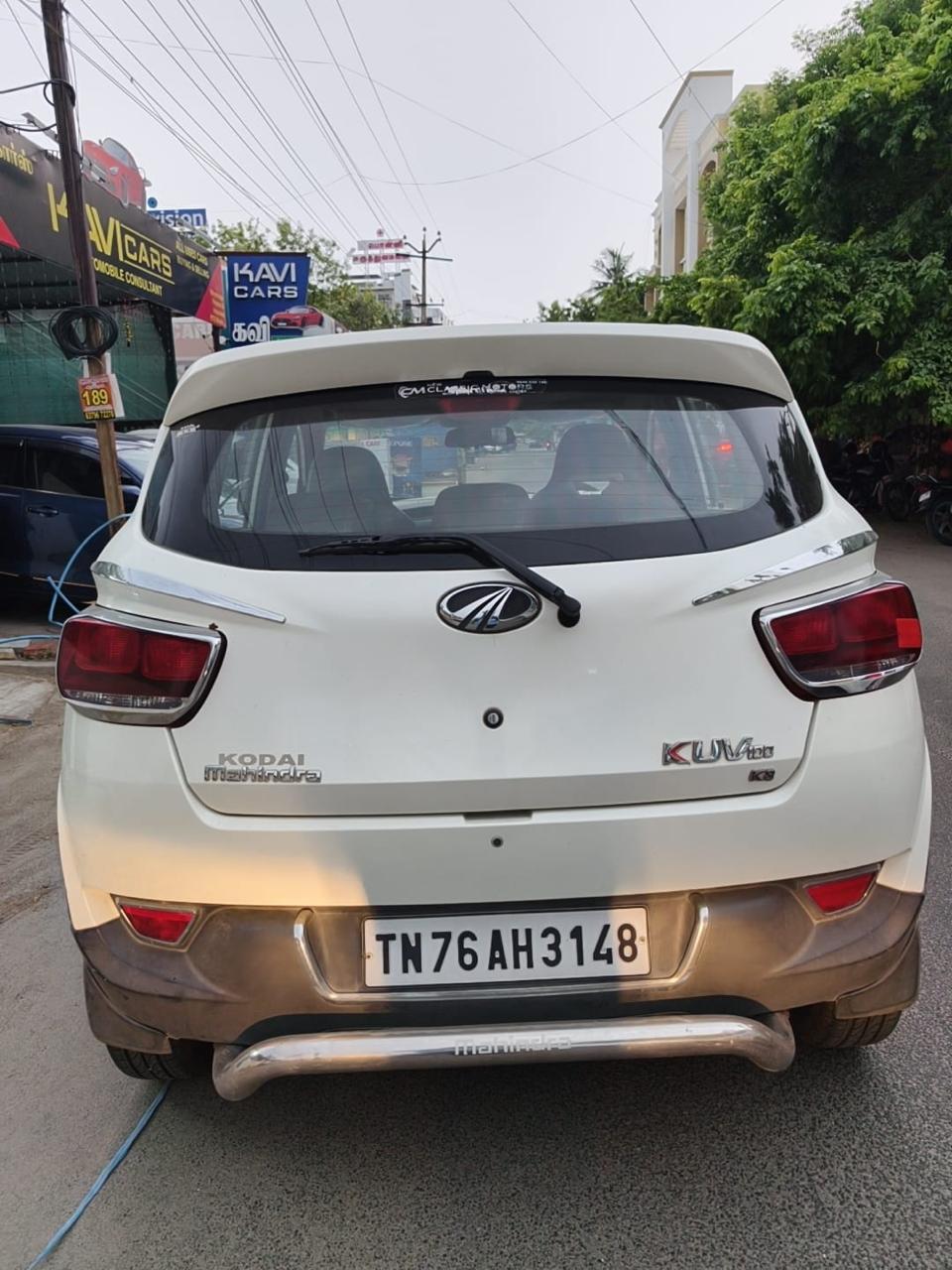 Mahindra KUV 100