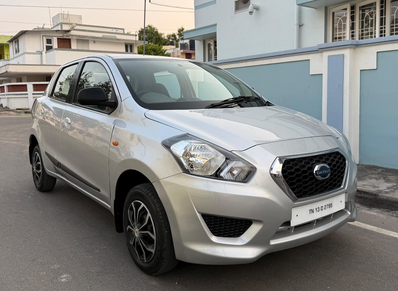 DatSun redi-Go