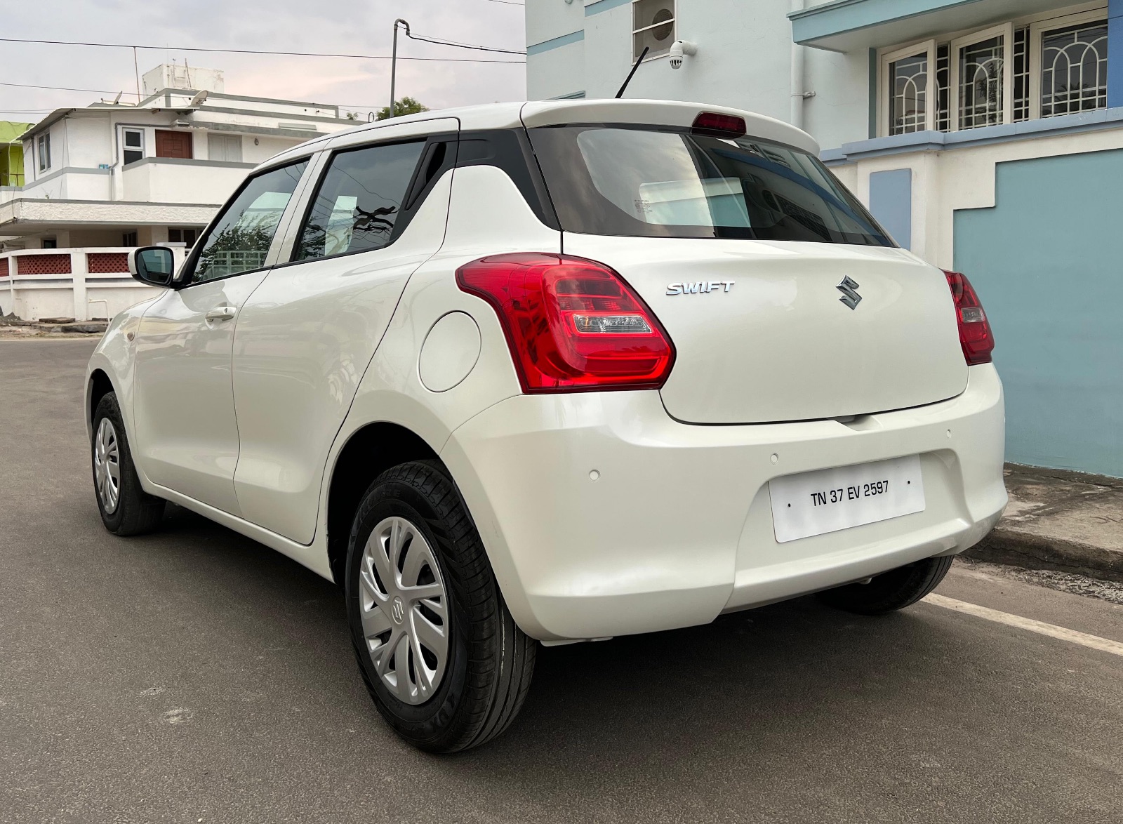 Maruti Suzuki Swift - Image 3