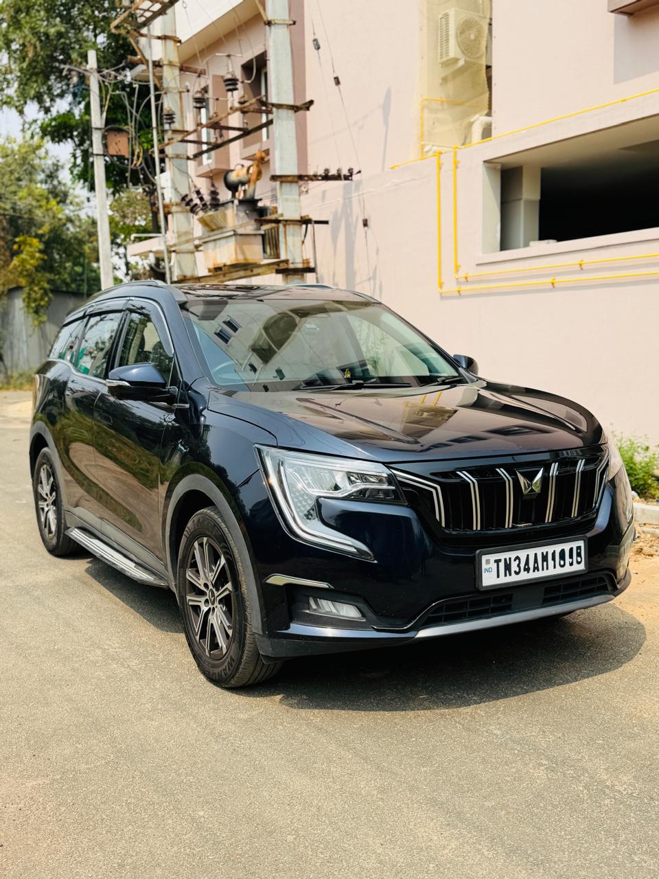 Mahindra XUV700 - Image 9