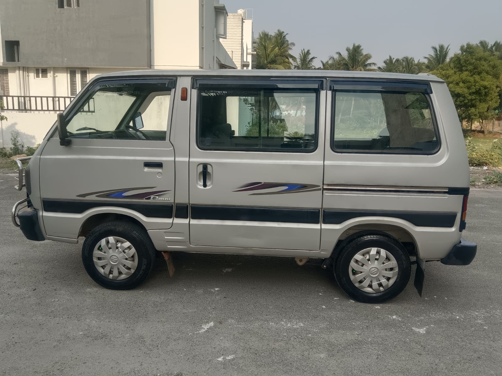 Maruti Suzuki Omni - Image 4