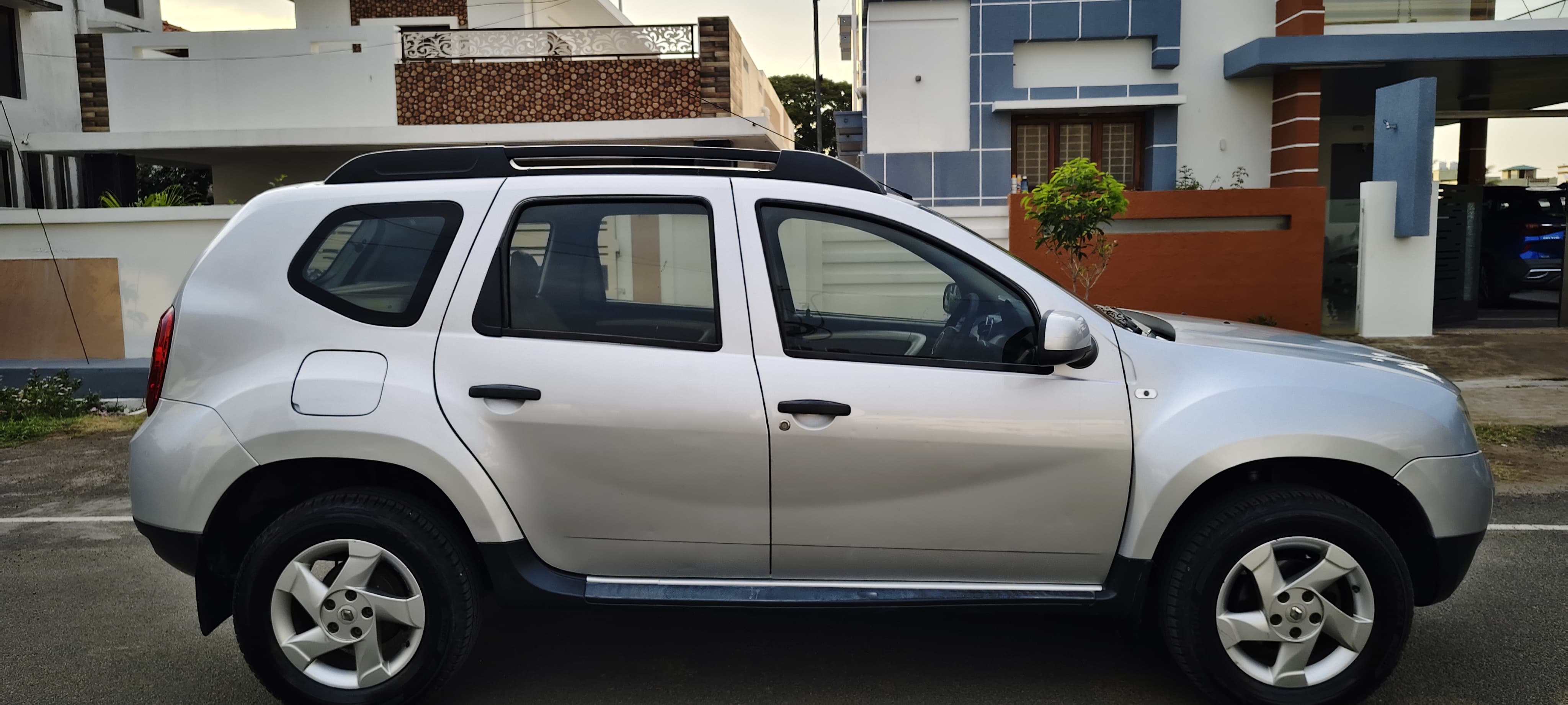 Renault Duster - Image 5