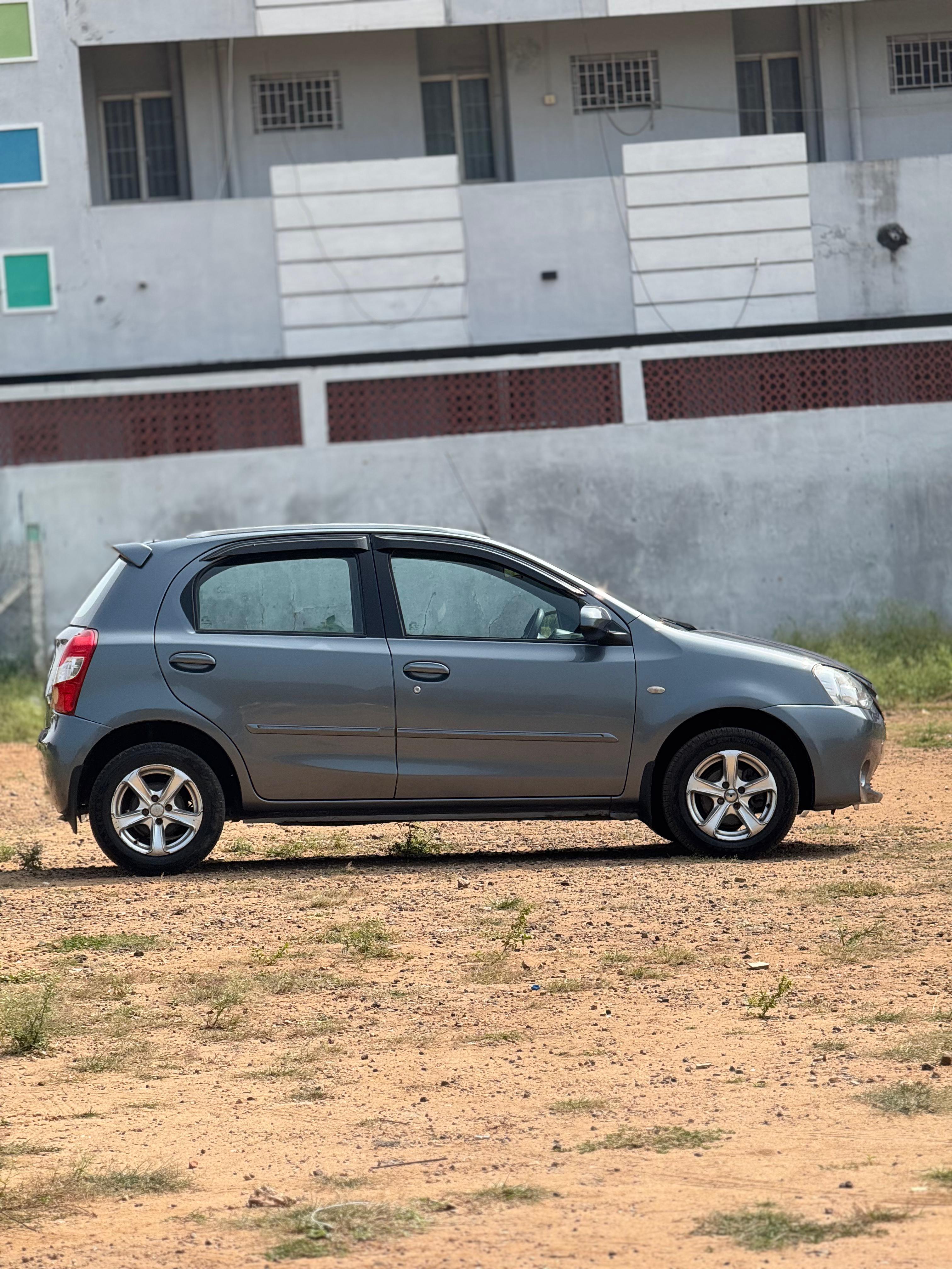 Toyota Etios Liva - Image 3