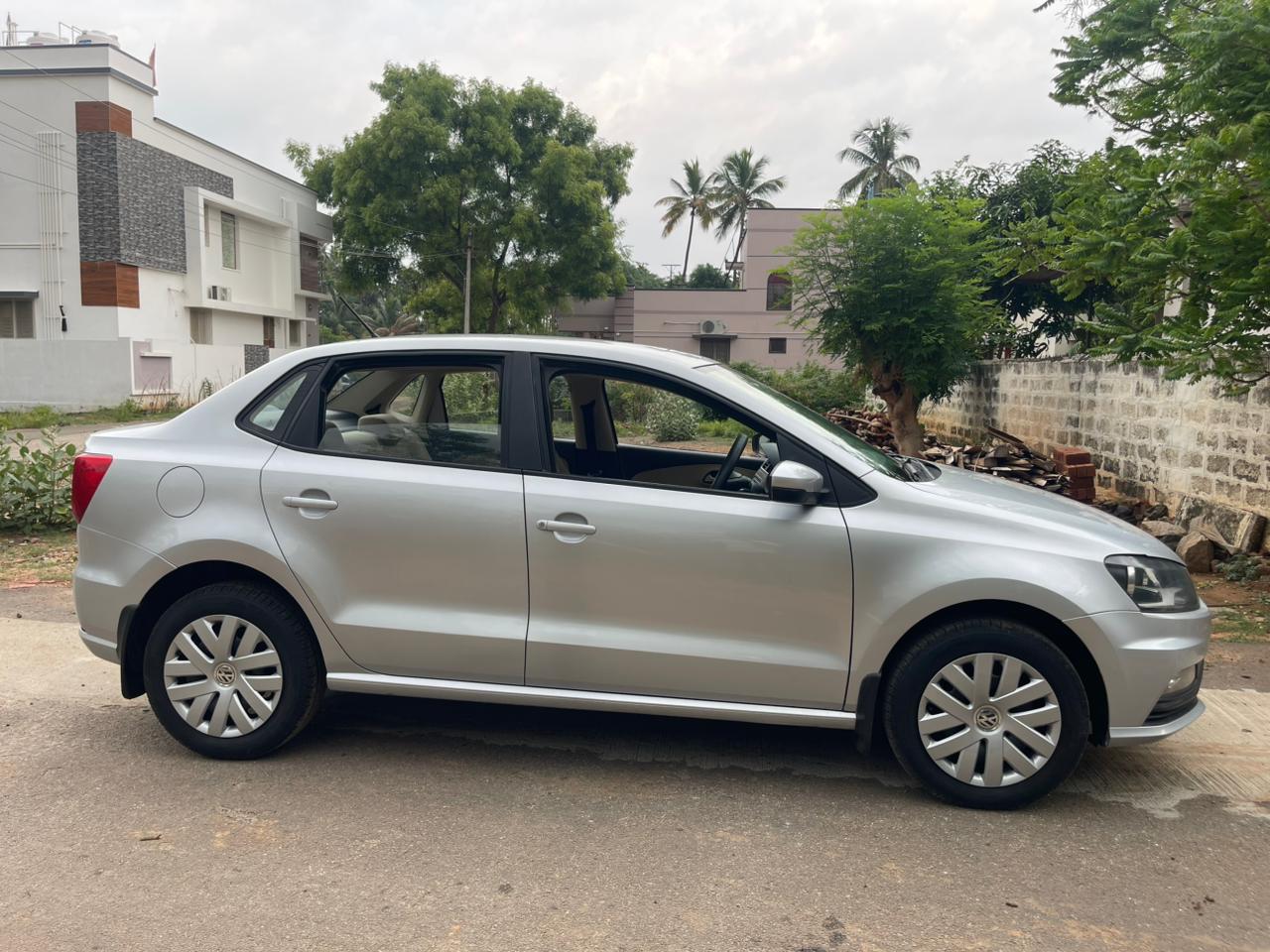 Volkswagen AMEO - Image 2