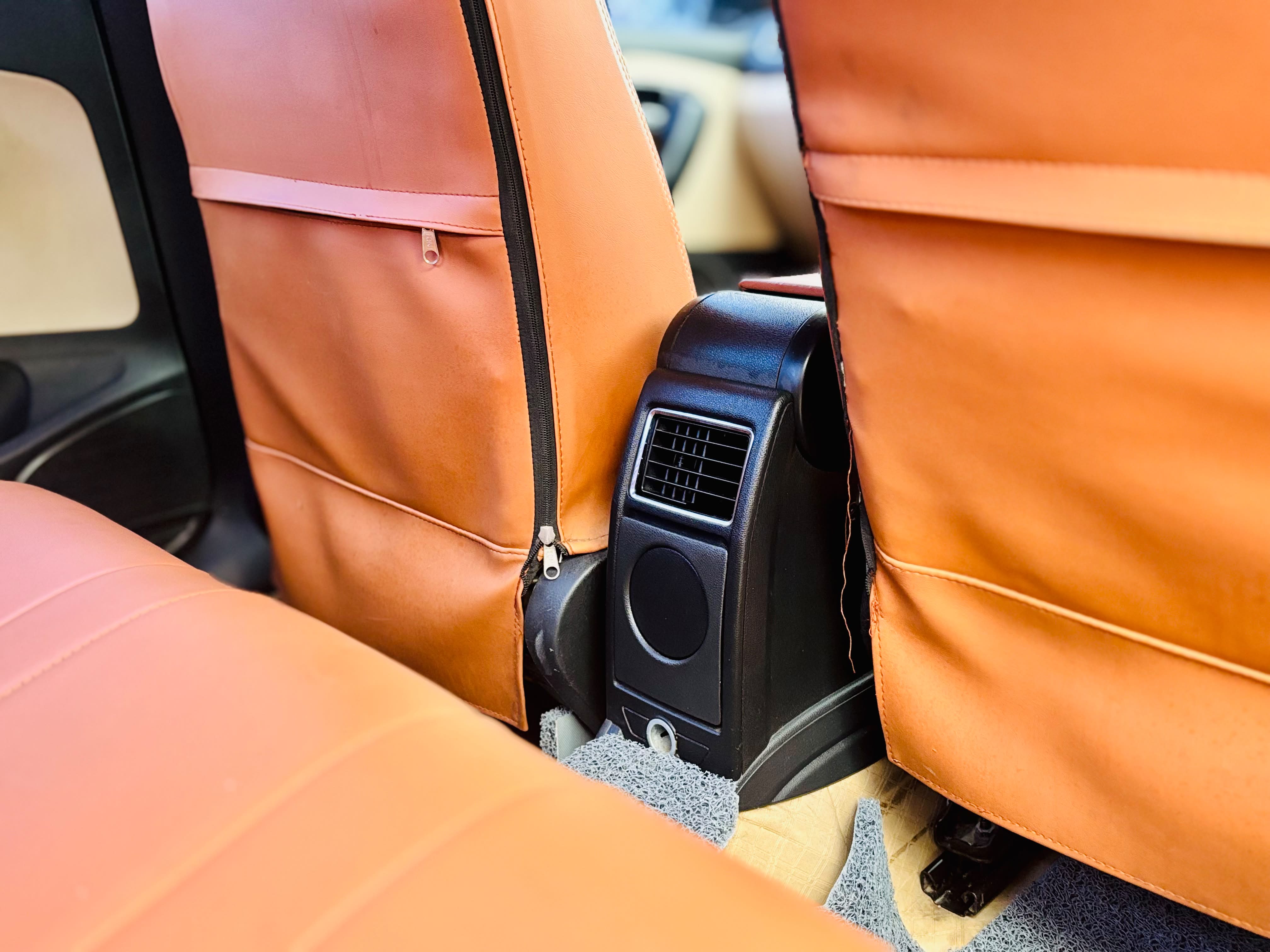 Skoda Rapid - Image 4