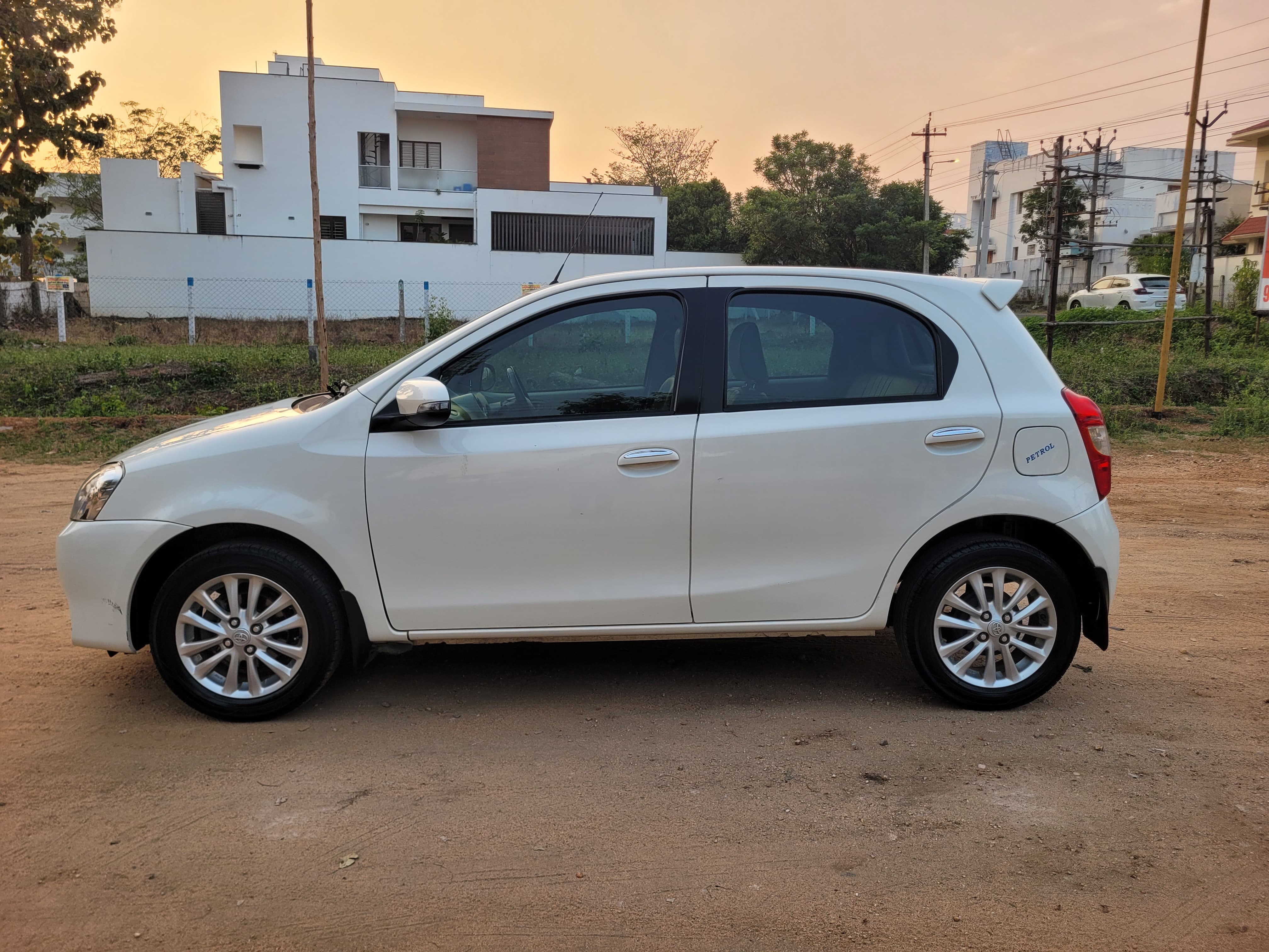 Toyota Etios Liva - Image 3