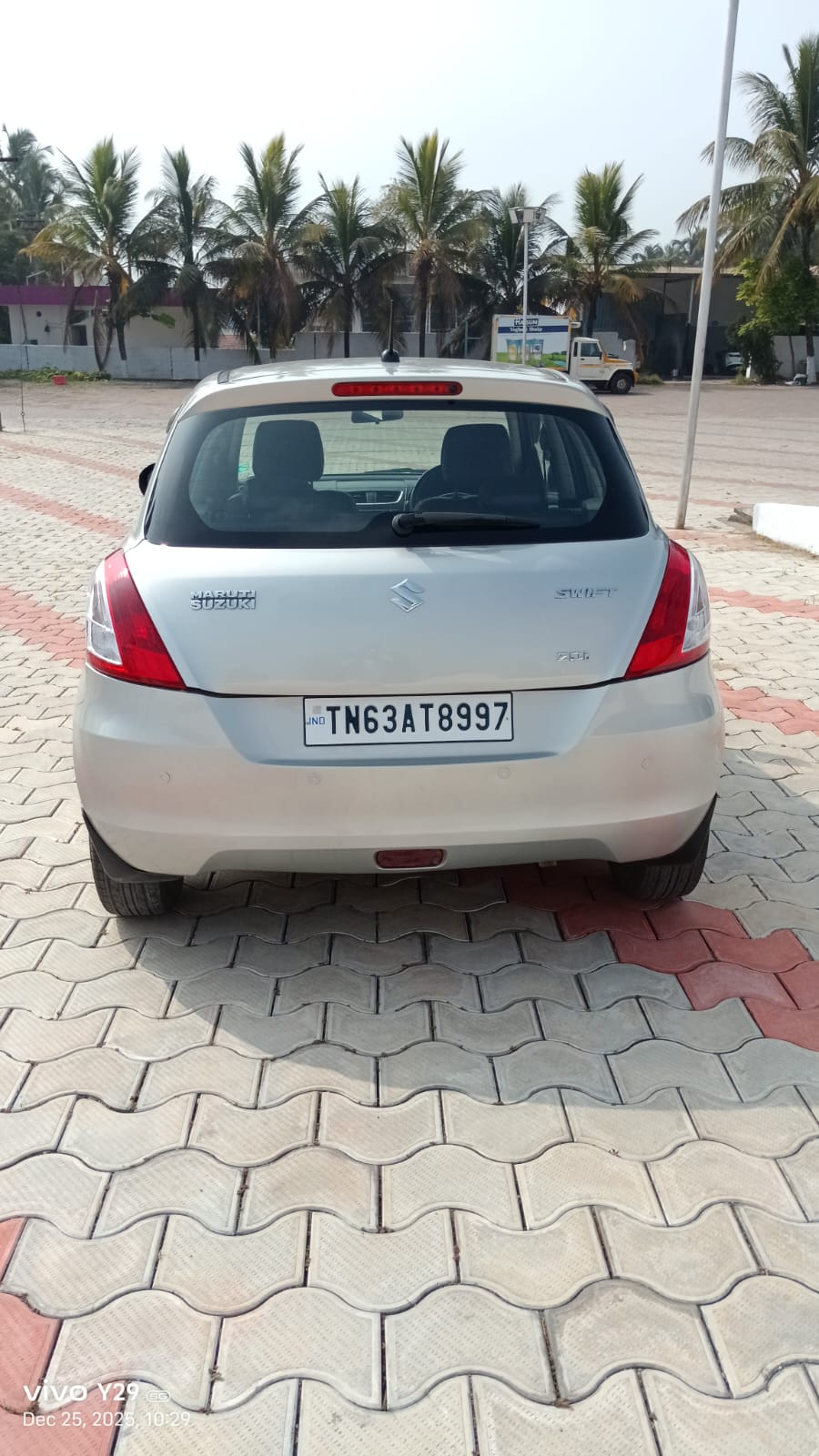 Maruti Suzuki Swift - Image 2