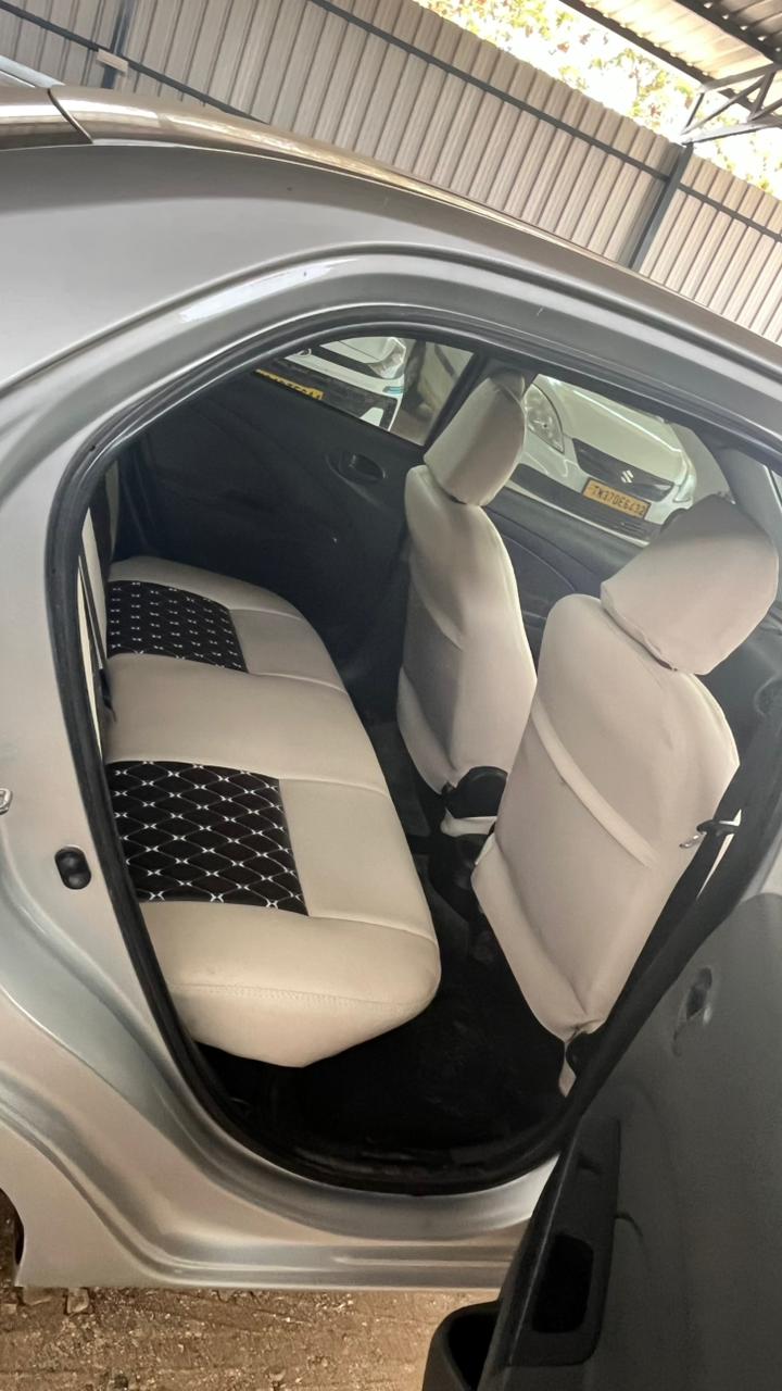 Toyota Etios - Image 4