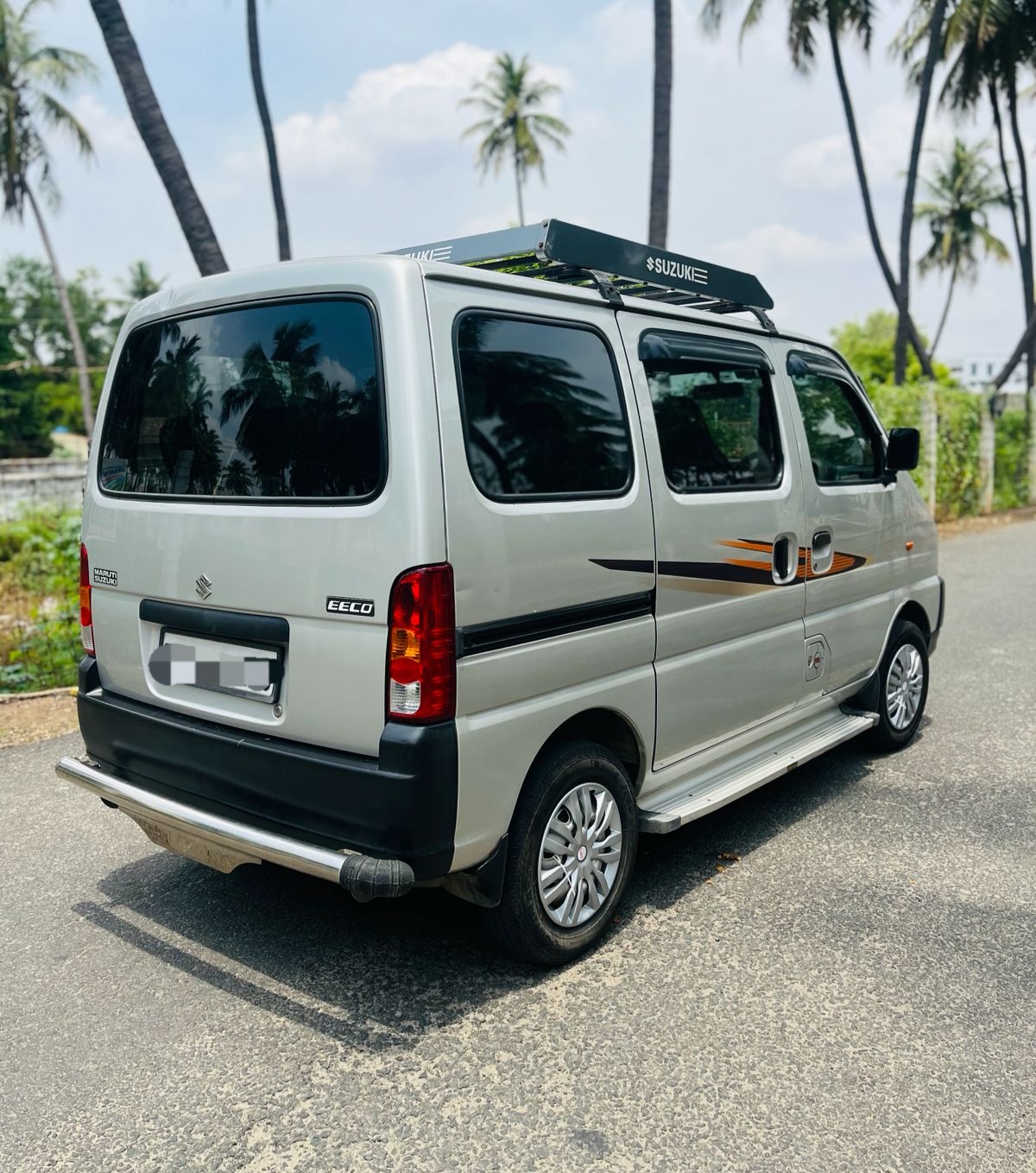 Maruti Suzuki Eeco - Image 7