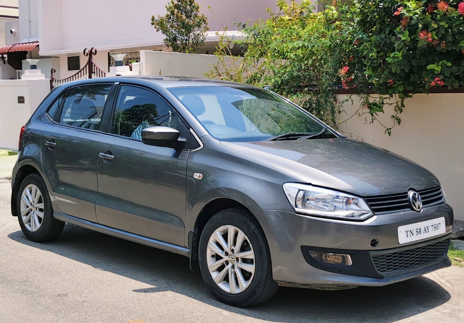 Volkswagen Polo - Image 9