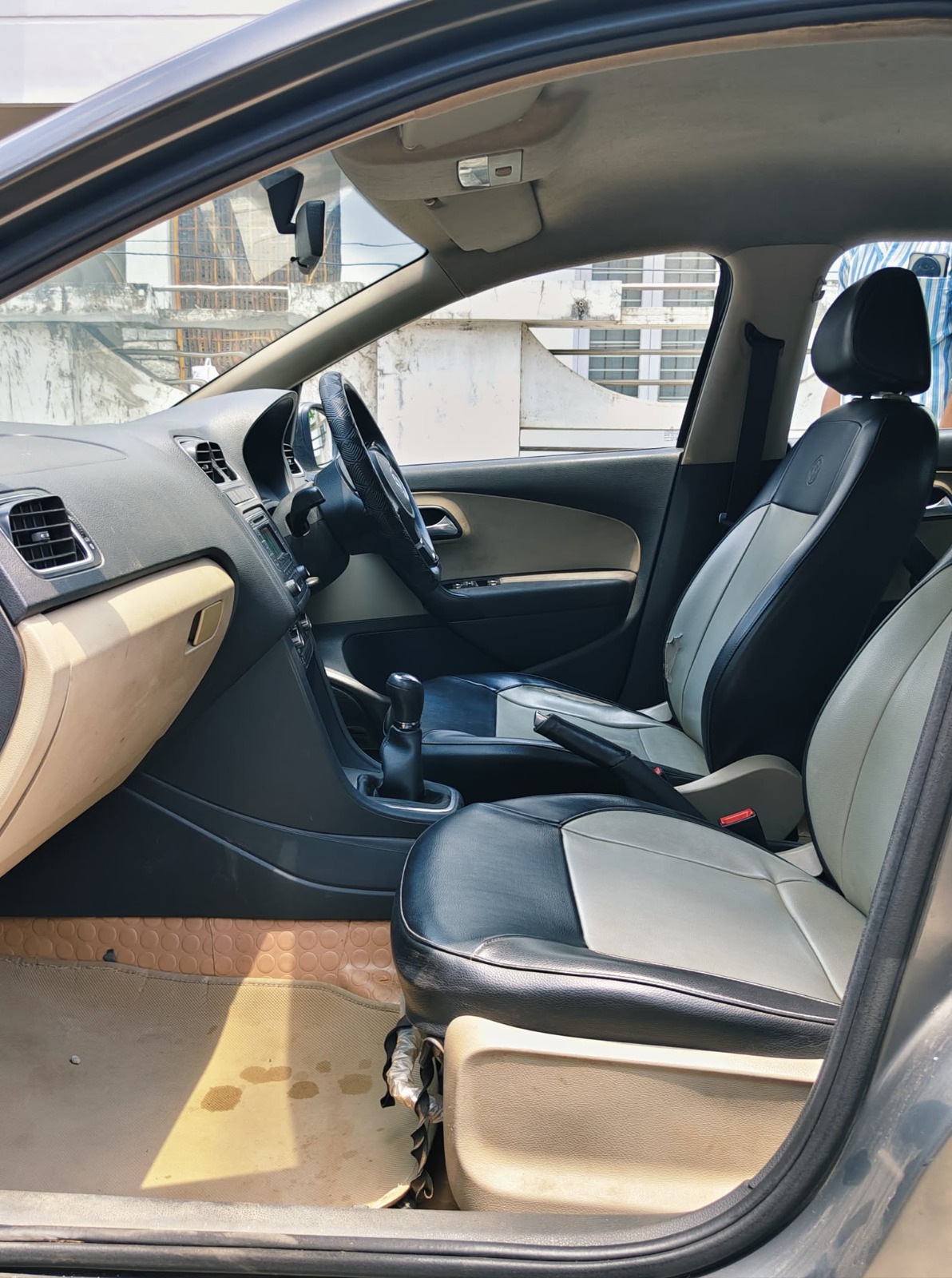 Volkswagen Polo - Image 7