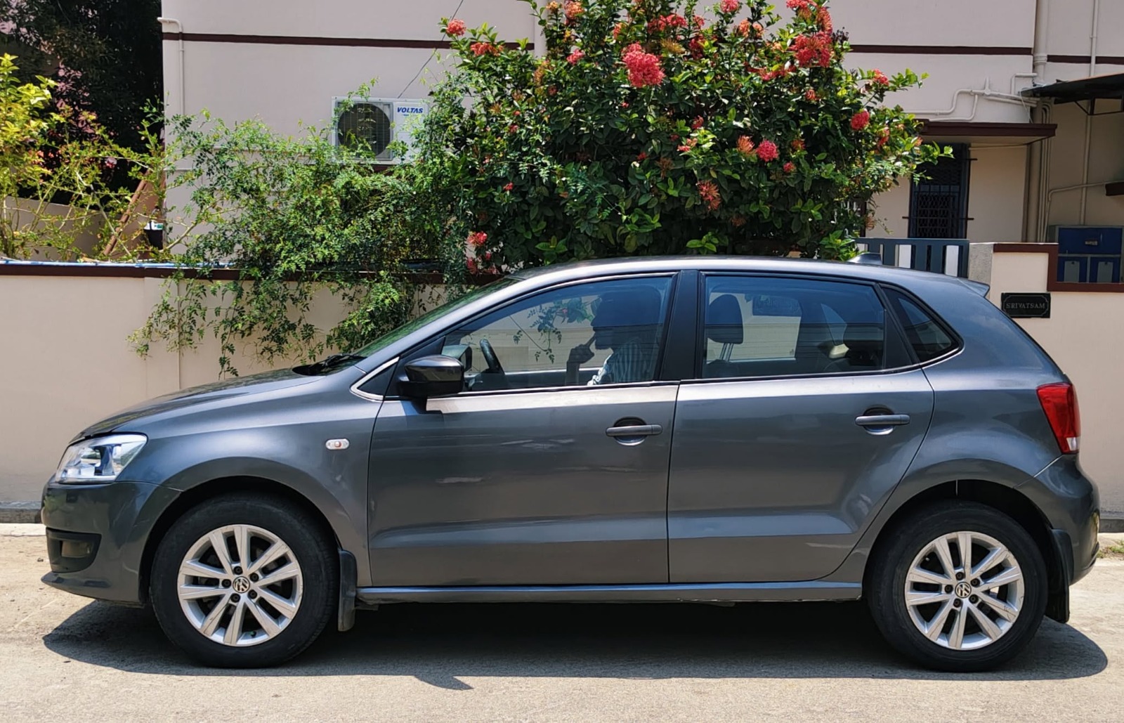 Volkswagen Polo - Image 2