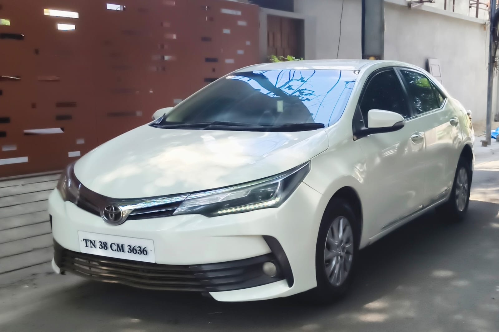Toyota Corolla Altis - Image 3