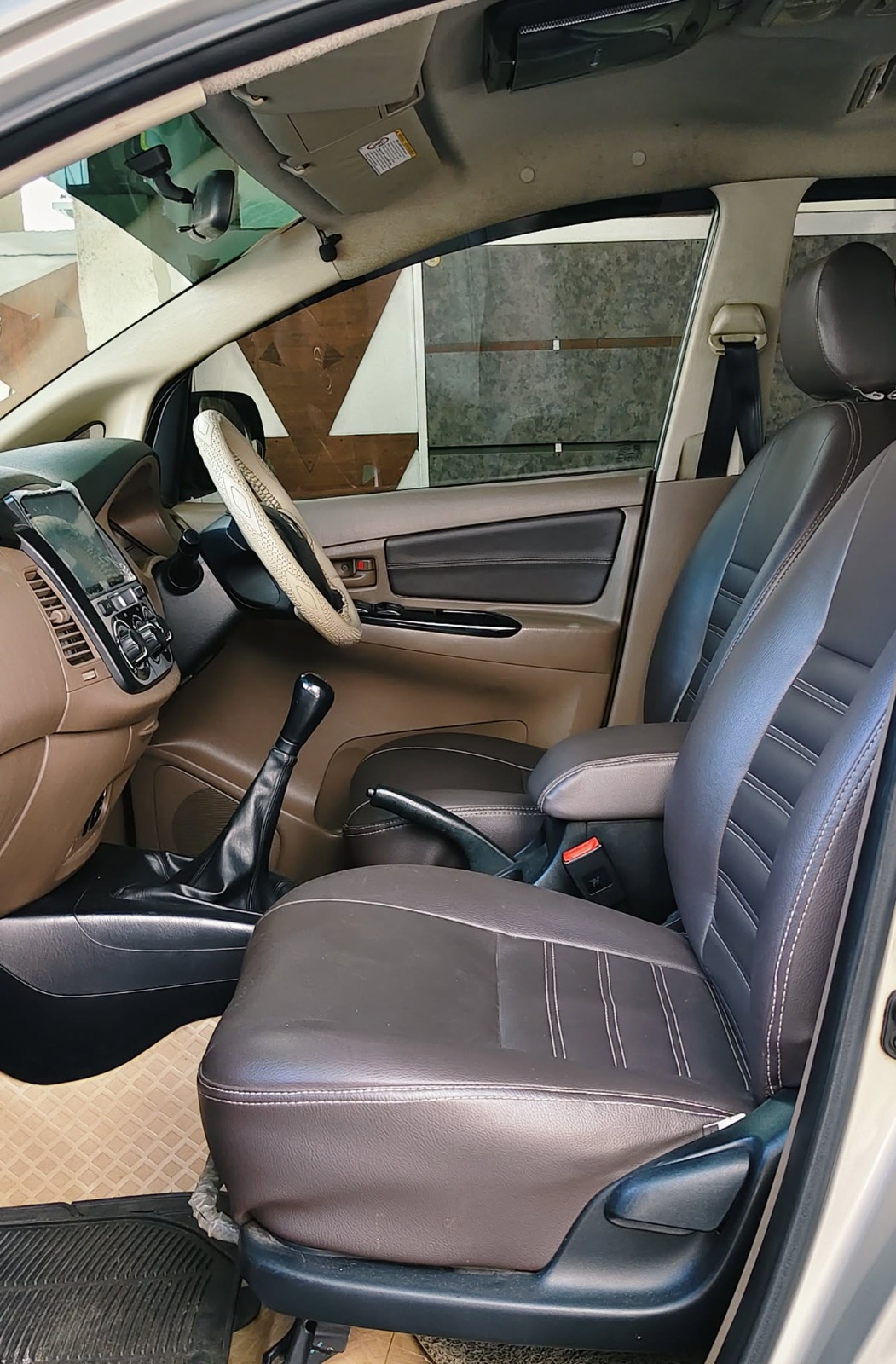 Toyota Innova - Image 4